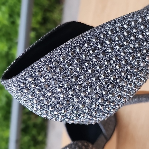 Steve Madden Proper Sequin Studded Gunmetal Silver Heel Size 9 NWOT - Picture 10 of 12